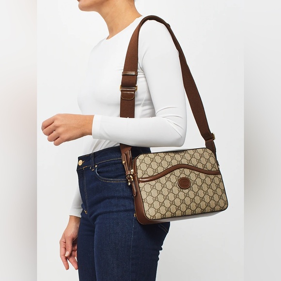 Gucci Handbags - Gucci GG Supreme coated canvas messenger bag